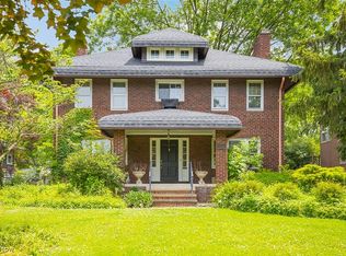 2611 Exeter Rd, Cleveland Heights, OH 44118