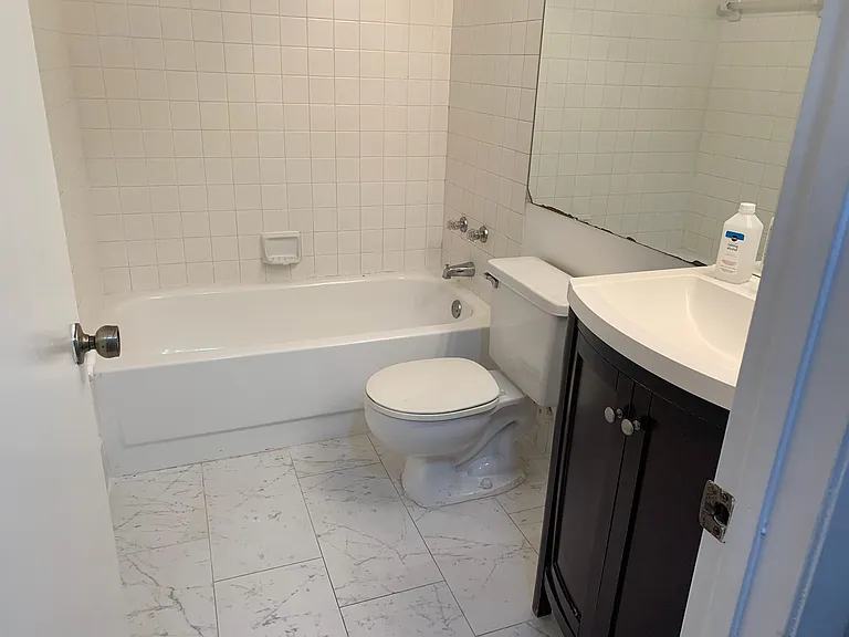 5721 Riverside Dr #102B5 — Photo 7