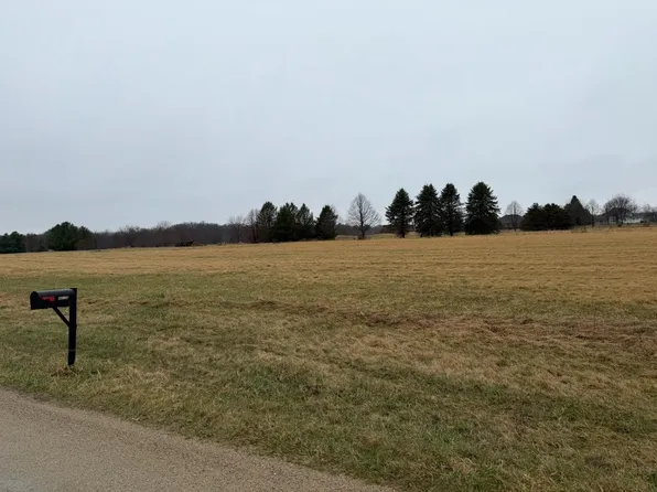 L62 Country Club Drive #62, Brodhead, WI 53520