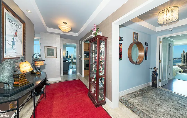 Rented by Brown Harris Stevens | media 4