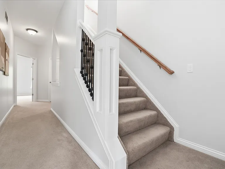 525 Boal St — Photo 40