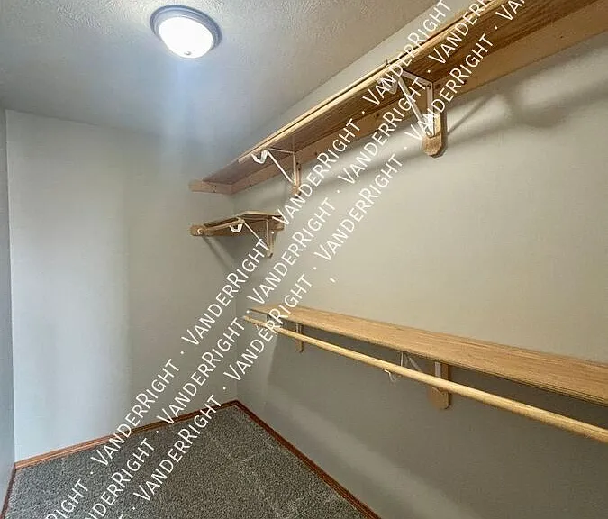 2230 N Devon Ave #205 — Photo 8