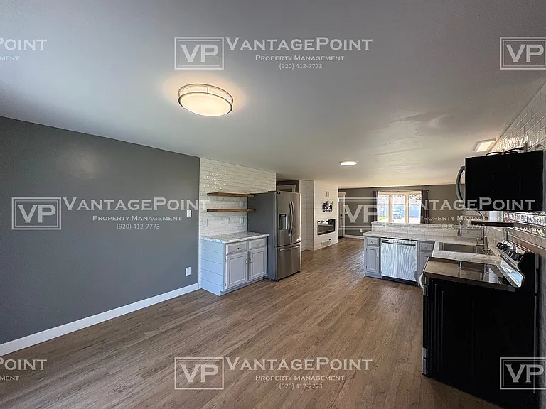 2234 Crary St — Photo 10