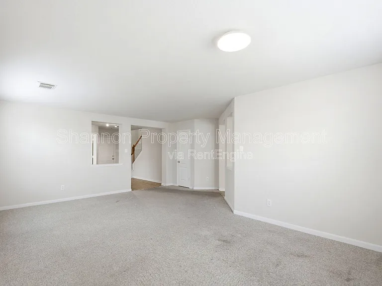 526 Remington Lodge Ct — Photo 13