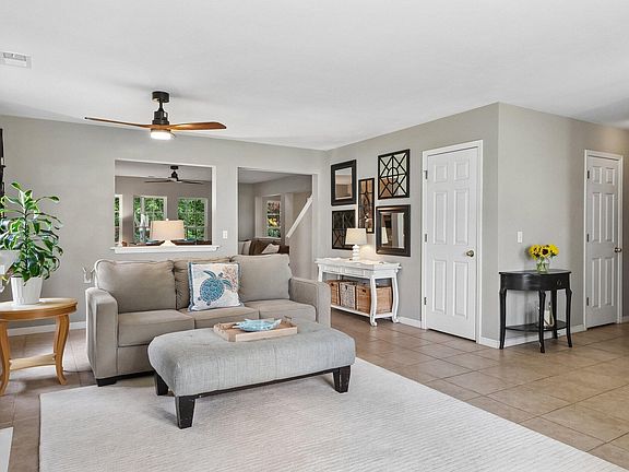 5th image of 7 Longleaf Ct