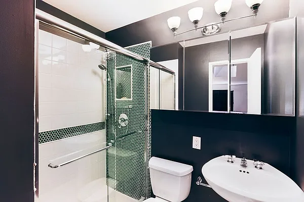 Sold by Brooklyn Heights Real Estate Inc | media 19