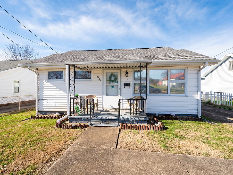 1st image of 1636 C St