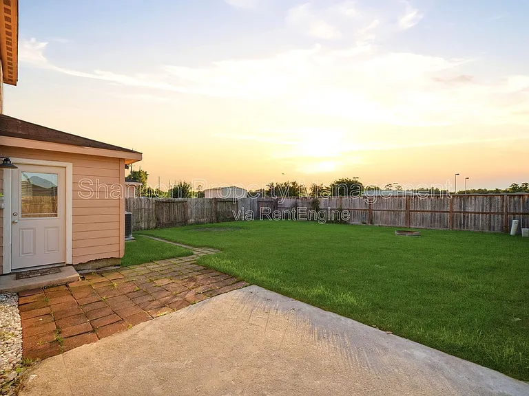 12731 Mystic Water Ln — Photo 25