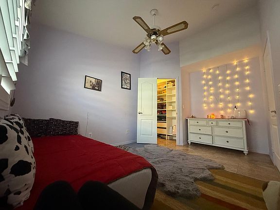 5th image of 13155 W Cambridge Ave