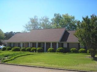 1916 Rosewood St, Tupelo, MS 38801