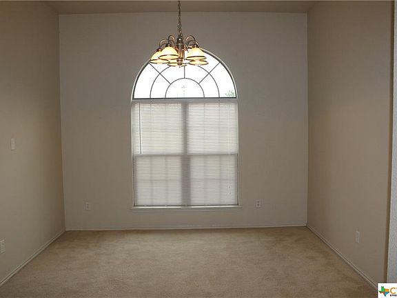 4th image of 204 Viola Dr