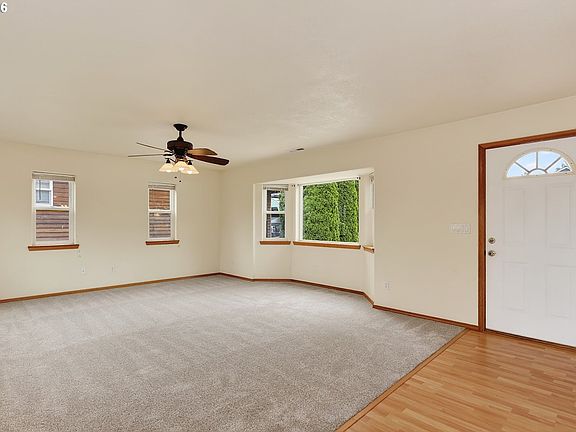 5th image of 2912 Eugene Ave