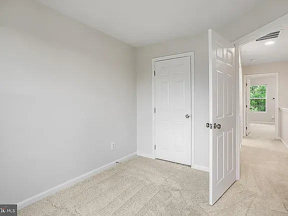 4175 Cynthia Ter — Photo 24