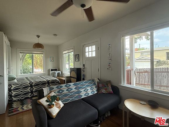 3rd image of 710 Stepney St