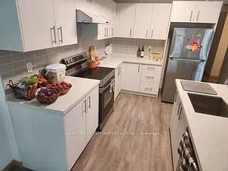 3 bed, $2,900 — Photo 3