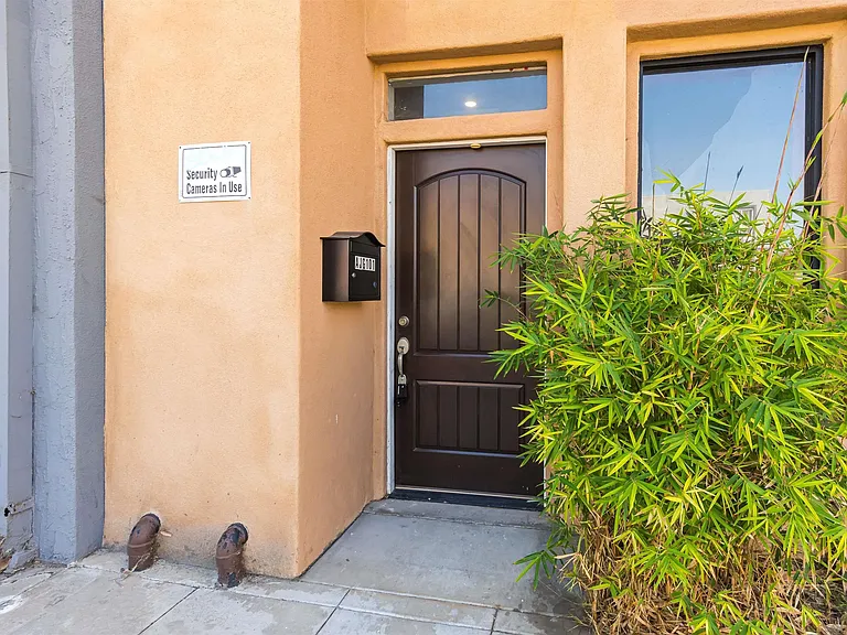 4741 Point Loma Ave #201 — Photo 27