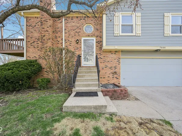 7449 Prairie Lake Dr, Indianapolis, IN 46256