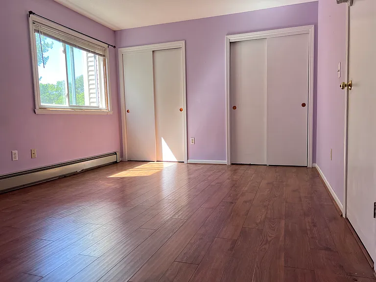 E13 Stonehedge Dr — Photo 7