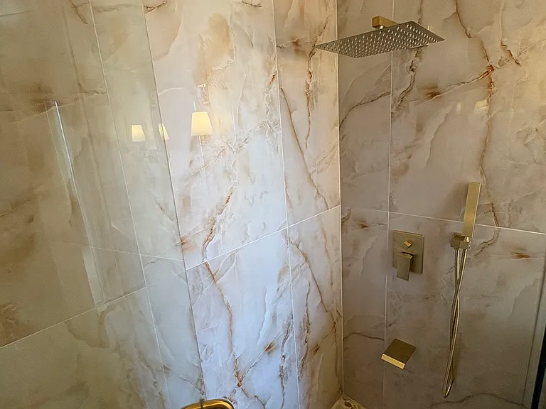 702 Ash St #900 — Photo 38