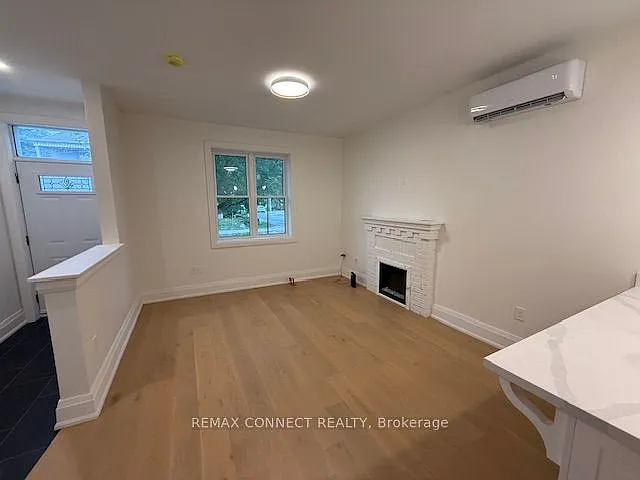 24 Ashley St — Photo 2