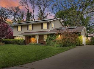 8715 108th AVENUE, Pleasant Prairie, WI 53158
