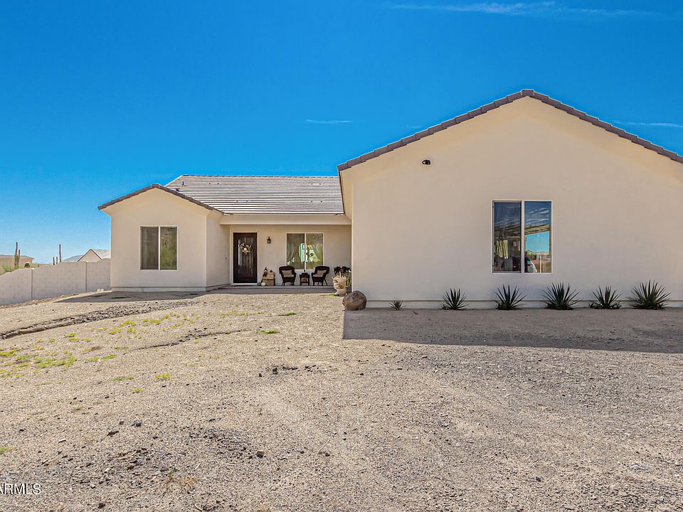 1st image of 48425 N 13TH Avenue