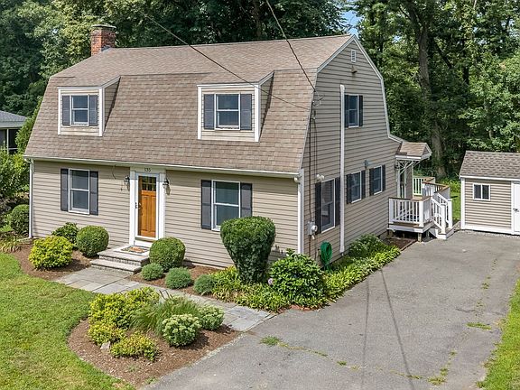 2nd image of 135 Linebrook Rd