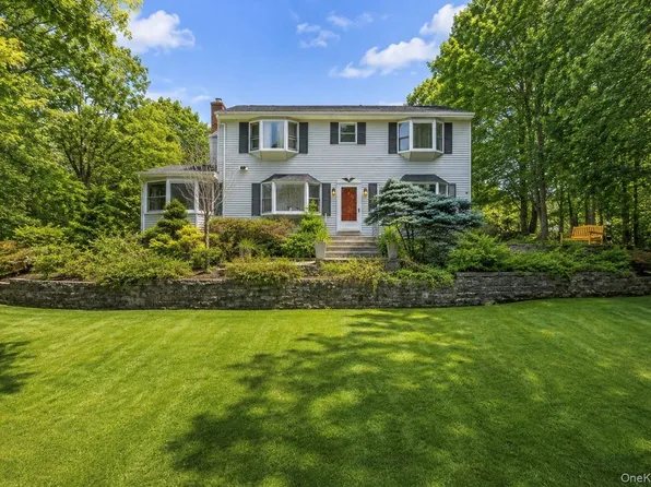 4 Chaucer Road, Staatsburg, NY 12580