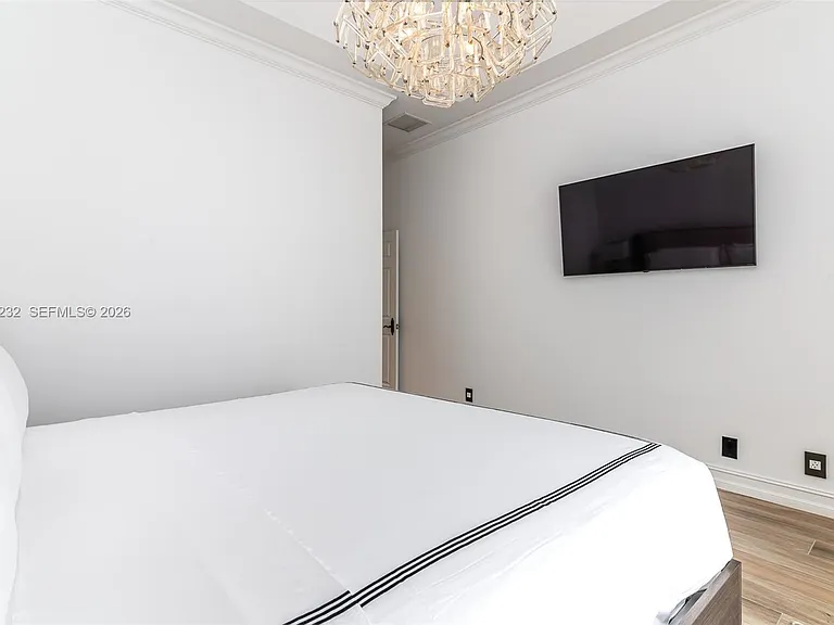 1309 Middle River Dr — Photo 11