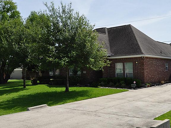 5th image of 12114 W River Run Dr