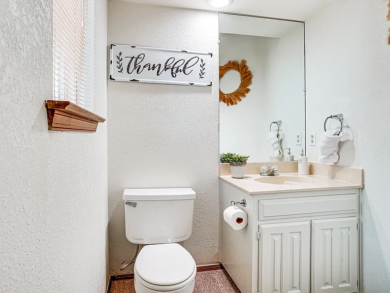 1441 Palmnold Cir W — Photo 9