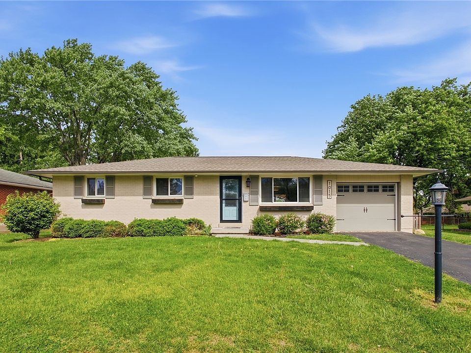 1st image of 1015 Romanus Dr