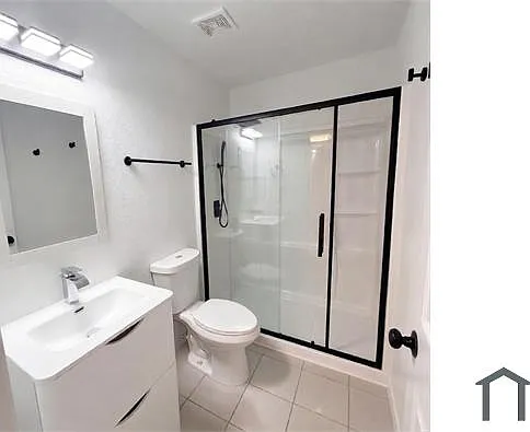 4727 Corsaire Ave — Photo 3