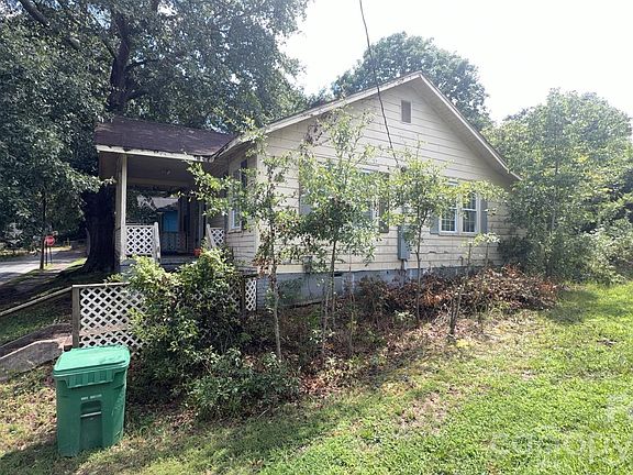 2nd image of 109 Dean St
