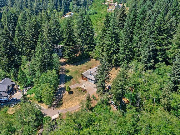 3rd image of 26308 NE Winsor Cir