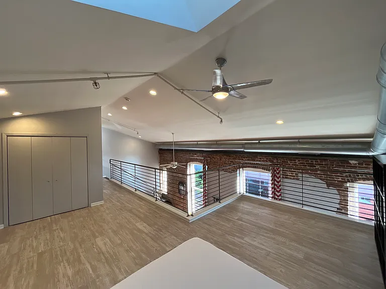 50 Gayoso Ave #403 — Photo 13