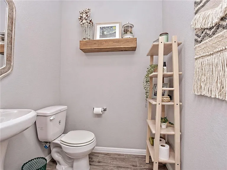 100 Shearwater Ln — Photo 9
