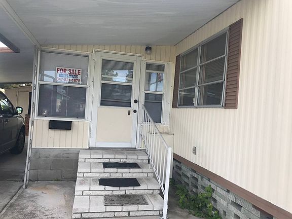 5th image of 912 Murcott St