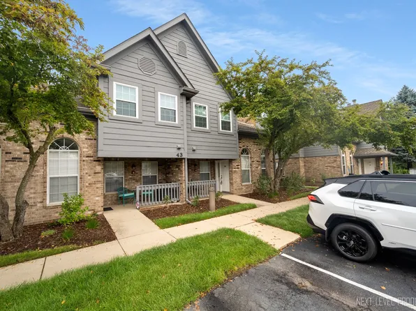 43 Foxcroft Rd APT 119, Naperville, IL 60565