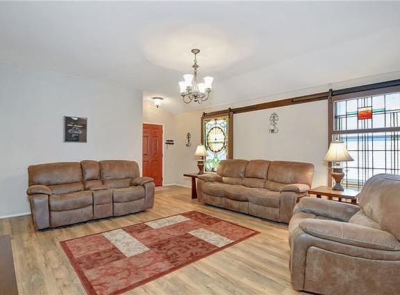 5th image of 519 Adams Ln