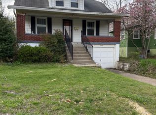 3949 Gilman Ave, Saint Matthews, KY 40207