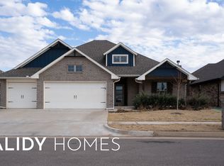 12500 Elba Dr, Yukon, OK 73099