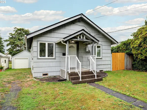 1065 8th Ave, Longview, WA 98632