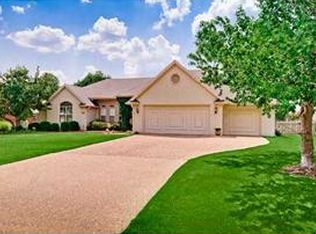 4308 Spyglass Dr, Springdale, AR 72764