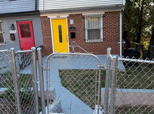 926 52nd St NE, Washington, DC 20019