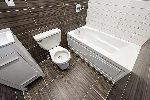 Rented by Nooklyn NYC LLC | media 77