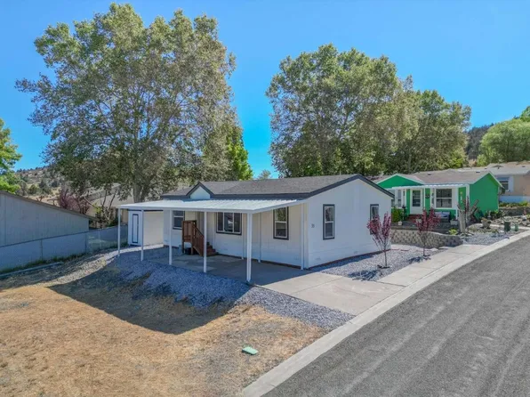 1010 Deer Creek Way Spc 33, Yreka, CA 96097