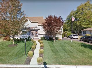 39 Hilltop Rd, West Long Branch, NJ 07764