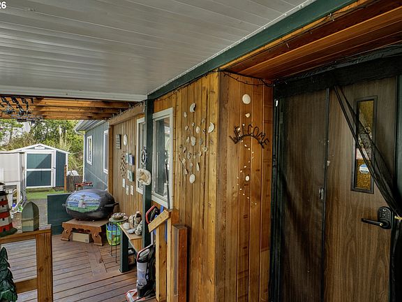 4th image of 3760 Highway 101 Space 4