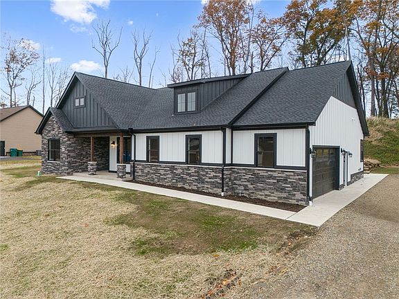 4th image of 5010 Linwood Ct